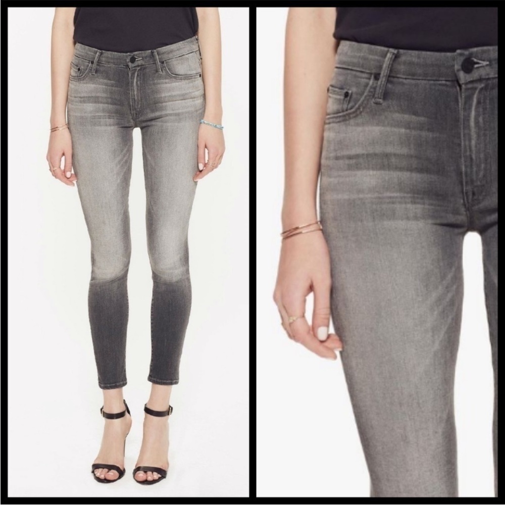 NWOT MOTHER High Waisted Looker Ankle Fray Skinnies in Dye Graphite. Size 28